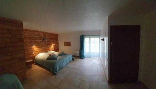 Фотографии мини отеля 
            Auverg'Nature chambre Combrailles