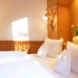 Фотографии гостиницы
Hotel Waldgasthof Buchenhain