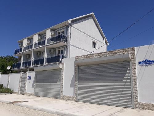 Фотография гостевого дома Семья