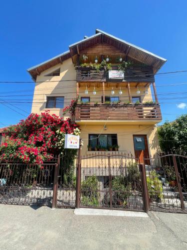 Фотографии гостевого дома
Pensiunea Cristiana