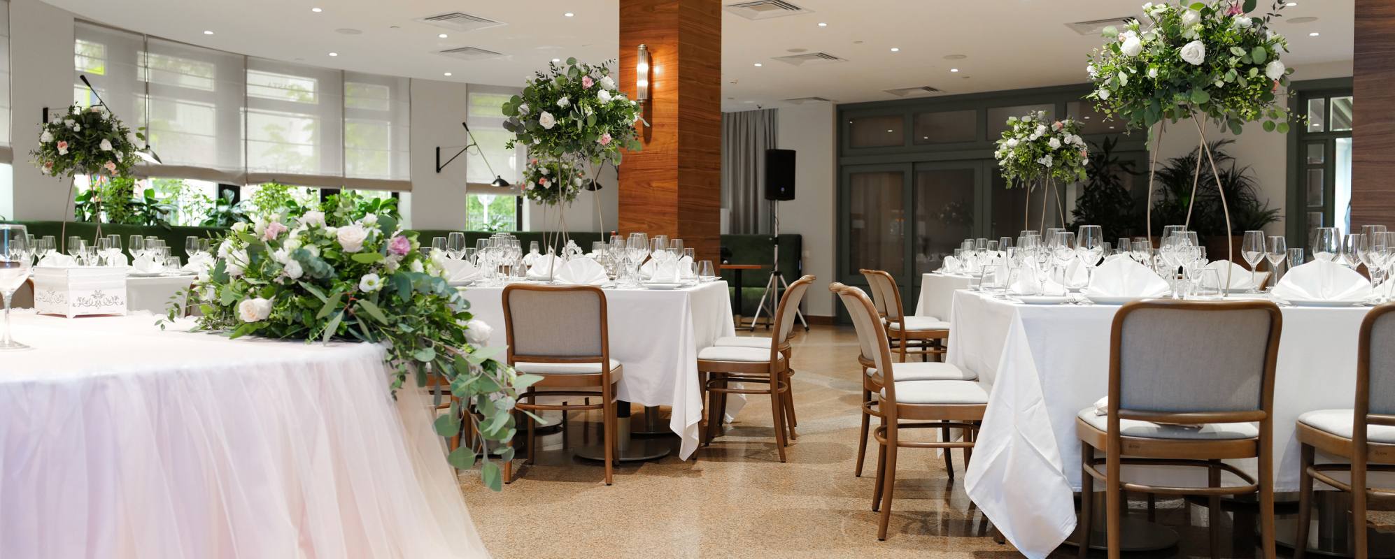 Фотографии банкетного зала Зал ресторана Select