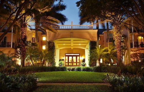 Фотография гостиницы Trianon Old Naples