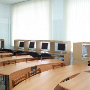 Фотография конференц-зала Компьютерный класс