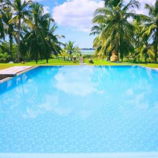 Фотографии гостиницы 
            Tara Watergate