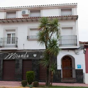 Фотографии гостевого дома
Apartamentos La Relojera 2