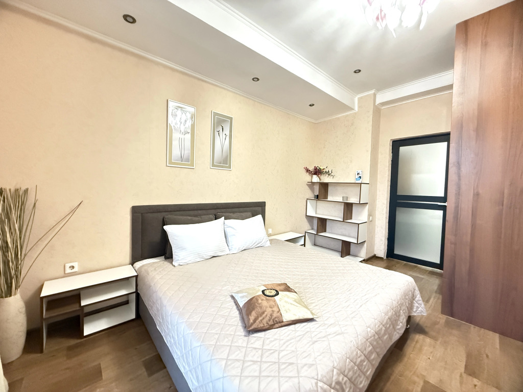 Фотография квартиры Апартаменты Роза в историческом центре города, напротив Цветного бульвара