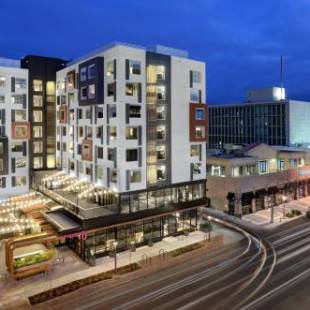 Фотографии гостиницы 
            MOXY Denver Cherry Creek