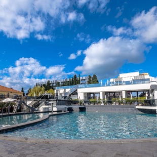 Фотография квартиры Апартаменты (5-5) На Ленина 217А с круглогодичным бассейном