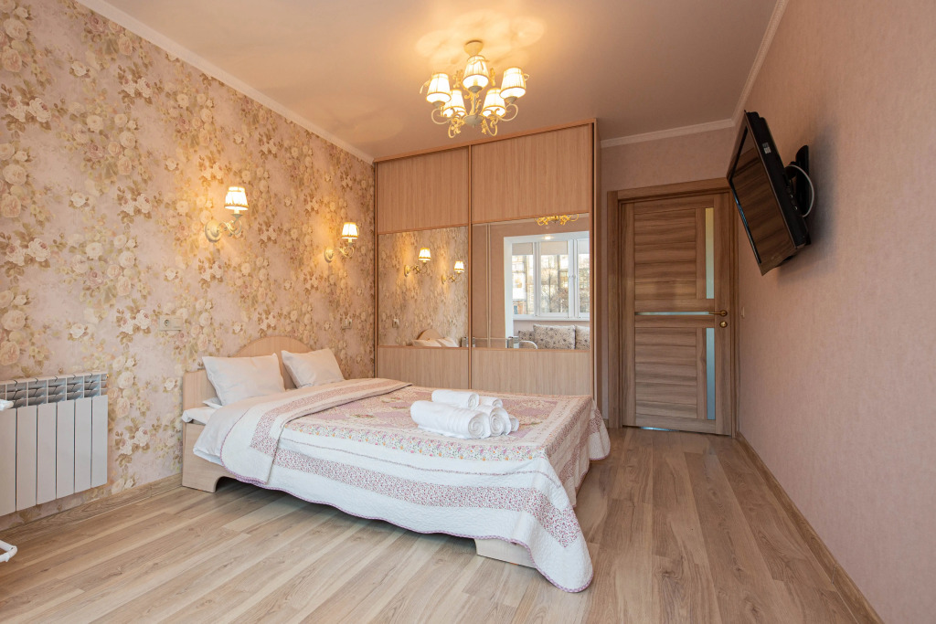 Фотография квартиры Квартира 3 комнатная квартира улица Республики,92