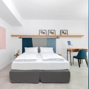 Фотографии гостевого дома 
            BnBiz - Coworking Hotel