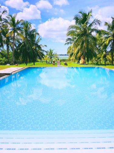 Фотография гостиницы Tara Watergate