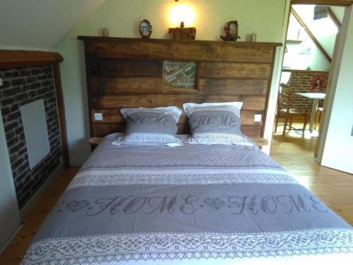 Фотография гостевого дома chambres du grès rouge de Beauval