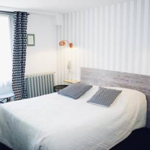 Фотографии гостиницы 
            The Originals Boutique, Hôtel La Colonne de Bronze, Saint-Valéry-sur-Somme (Inter-Hotel)