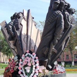 Фотография Памятник воскресенцам, погибшим в горячих