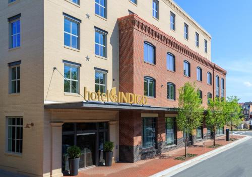 Фотография гостиницы Hotel Indigo Old Town Alexandria, an IHG Hotel