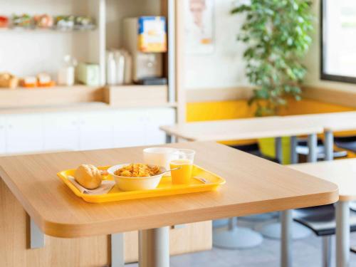 Фотография гостиницы hotelF1 Roissy CDG Pn2