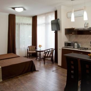 Фотография гостиницы Hin Yerevantsi Hotel