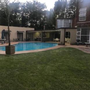 Фотографии мини отеля 
            4B on Delius str