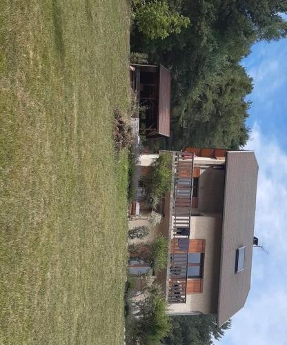 Фотография гостевого дома mon ecrin de nature rez de villa ensoleillé