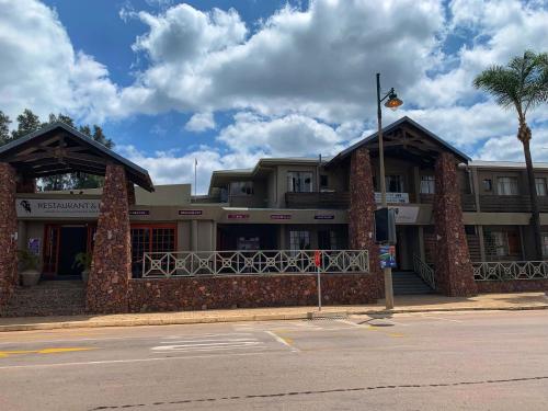 Фотография гостиницы Elephant Springs Hotel & Apartments