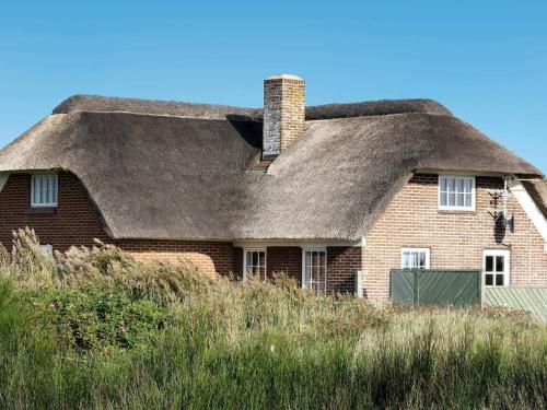 Фотография гостевого дома Four-Bedroom Holiday home in Harboøre 6