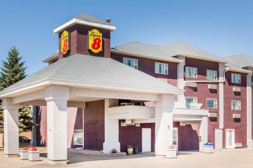 Фотография гостиницы Super 8 by Wyndham Saskatoon Near Saskatoon Airport