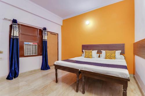 Фотографии гостиницы 
            SPOT ON 76374 Hotel Bhaskar