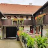 Фотография гостевого дома Zum Egerländer Fachwerkhof