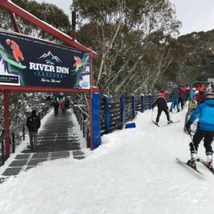 Фотографии гостиницы
The River Inn Thredbo