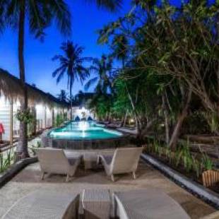 Фотографии гостиницы 
            Manta Dive Gili Trawangan Resort