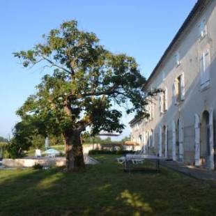 Фотографии гостевого дома 
            Domaine de Simorre; Calme et Charme en Haute-Garonne