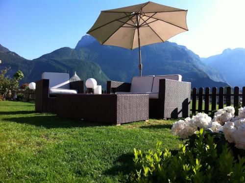 Фотография гостевого дома Holidaysun, Chalet Jagdhouse, 100 q, roof terrace with amazing mountainview, 500 qm garden, BBQ&bikes&sunbeds for free