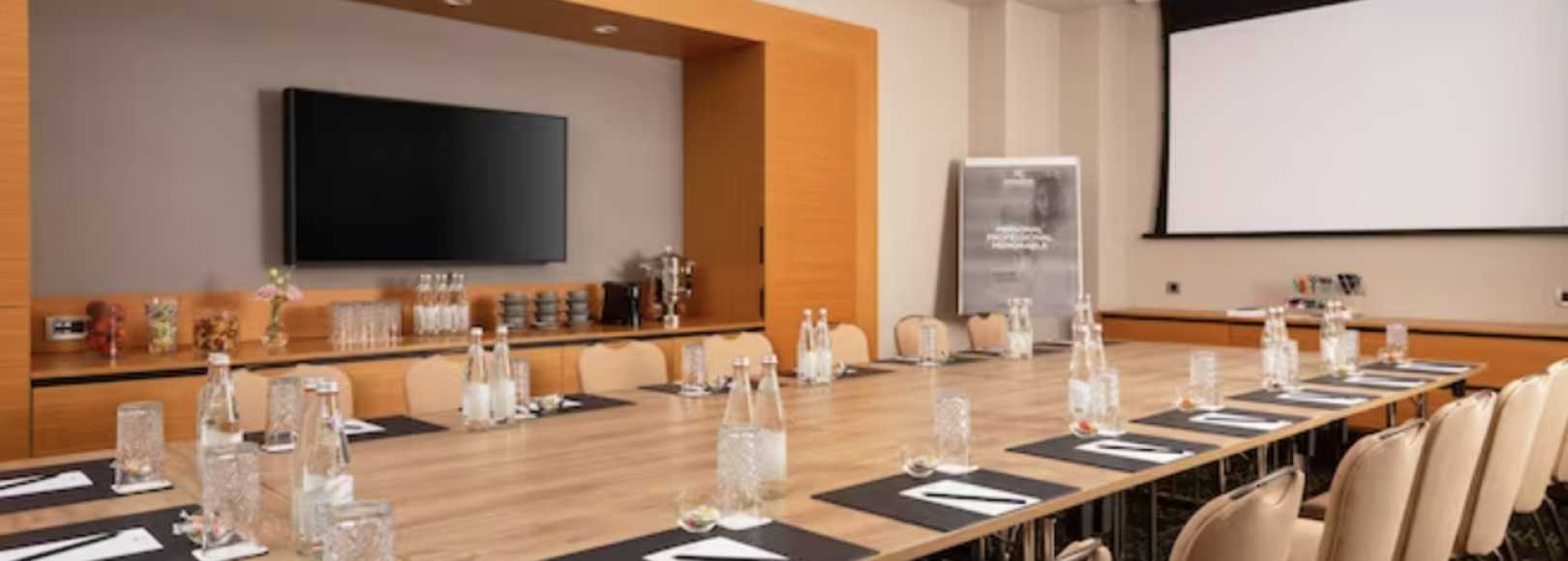 Фотография конференц-зала Meeting Room 2