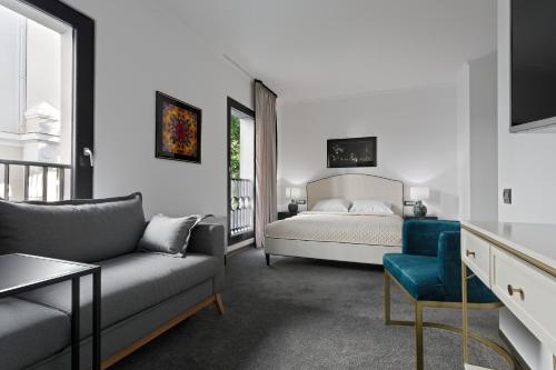 Фотография гостиницы The Square Hotel