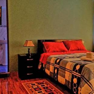 Фотографии мини отеля
Hostal Los Pinos