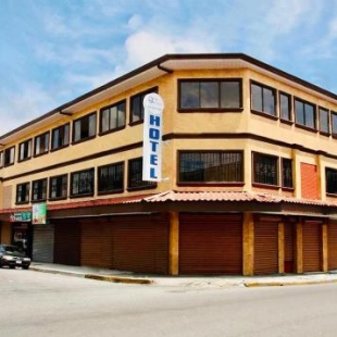 Фотография гостиницы Hotel Quinta Avenida