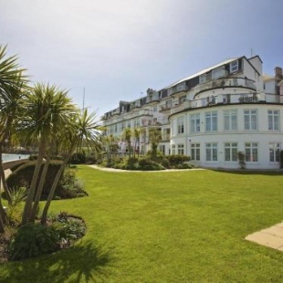 Фотография гостевого дома 4 The Salcombe