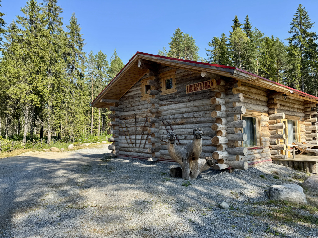 Фотография Коттеджа Коттеджи Карелия Медвежка с Сауной и Видом во Внутренний Двор