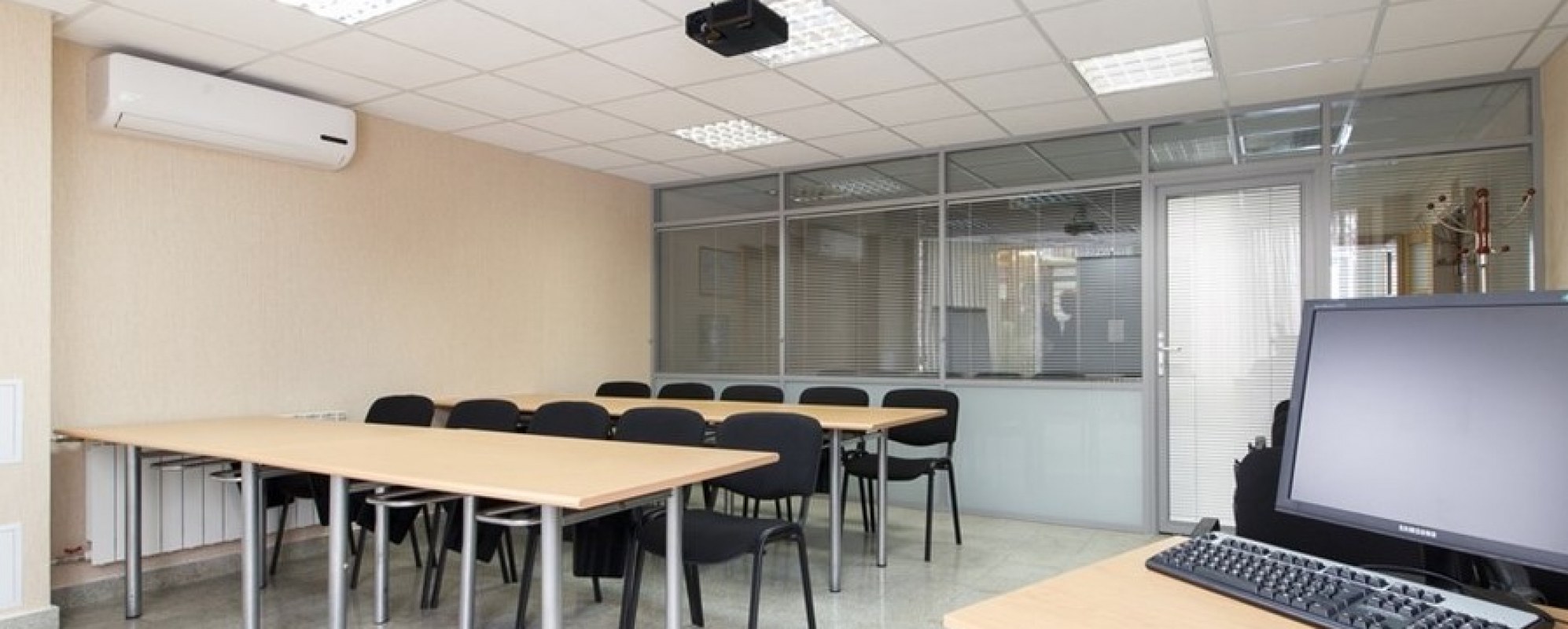 Фотографии конференц-зала Урал