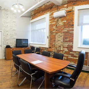 Фотография комнаты для переговоров Резерфорд