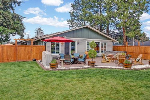 Фотография гостевого дома Bend Country Club Golf Course Beauty