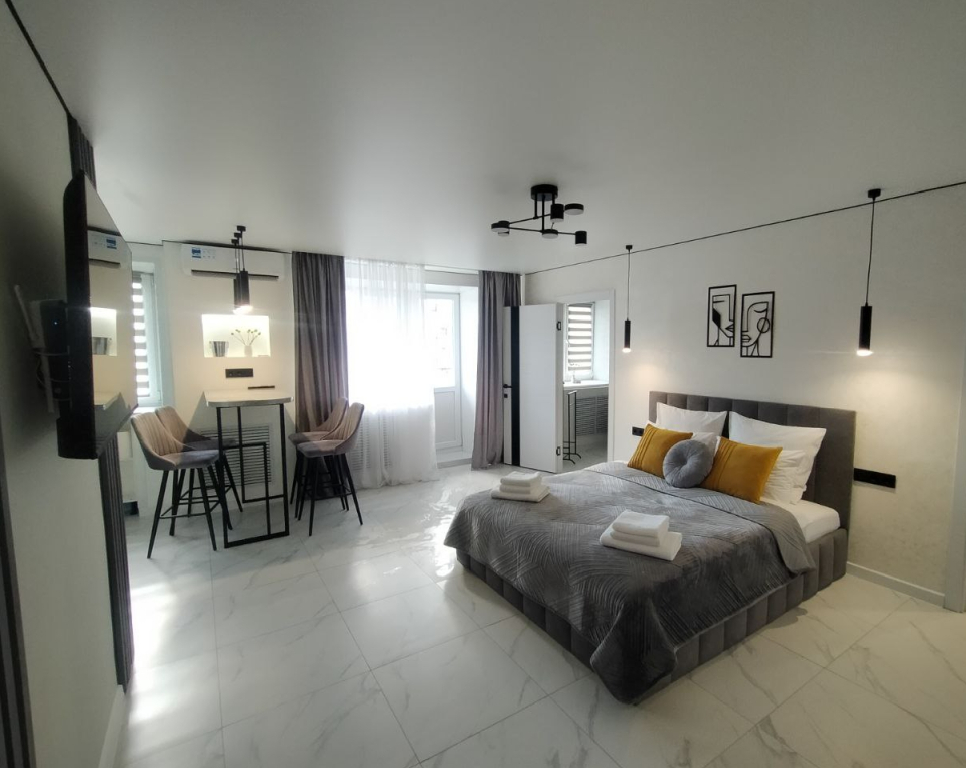 Фотография квартиры Квартира светлая и уютная с дизайнерским ремонтом в центре