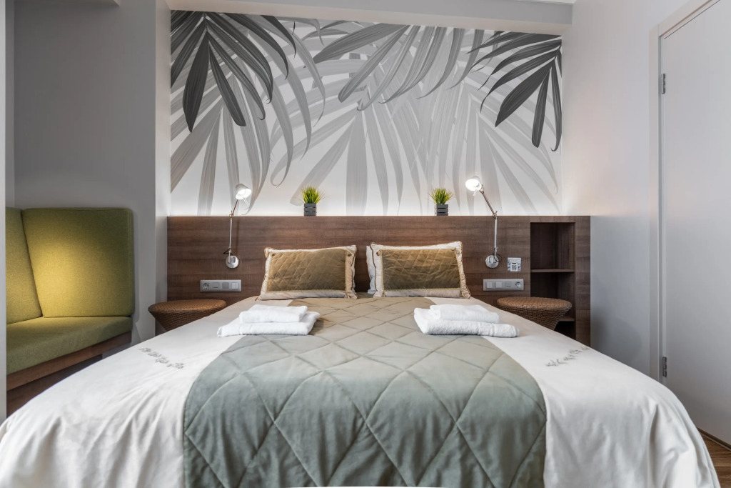 Фотография квартиры Апартаменты Дизайнерские с бассейном и морем вместимостью от 1 до 3 гостей от собственника