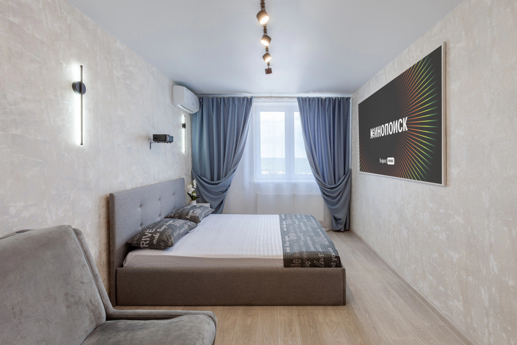 Фотография квартиры Апартаменты KvartirkaPlaZa на 18 км Московское шоссе 53 обзорный вид на город с 28 этажа