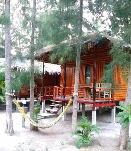 Фотография базы отдыха บ้านสนมณีโฮมสเตย์ Bansonmanee Homestay