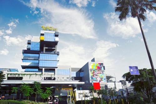 Фотография гостиницы YELLO Hotel Paskal Bandung