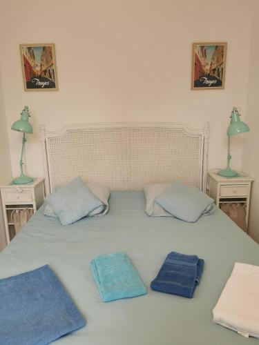 Фотография гостевого дома Le Chat De La Cathédrale - Calme - Jardin - Wifi