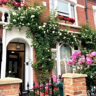 Фотографии мини отеля
Georgiana's Guesthouse