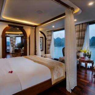 Фотография гостиницы Emperor Cruises Ha Long