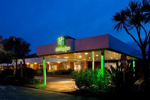 Фотография гостиницы Holiday Inn Reading South M4 Jct 11, an IHG Hotel